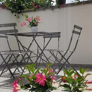 Apartamento Il Cortile Segreto - Con Parcheggio Privato, Lecce